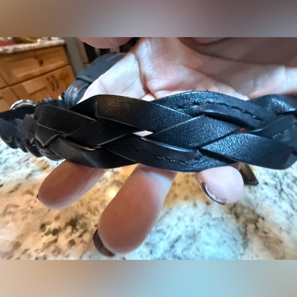 Coach Shoulder Signature Handbag/Purse with Dust bag! EUC. . - Picture 14 of 16